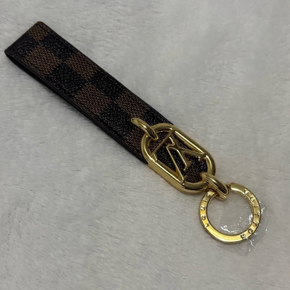 Accessories - 🎁Luxury Brown and Gold Keychain🎁